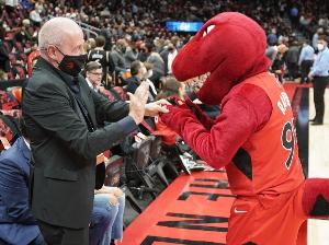 實時NBA雄鹿vs國王全場錄像_實時NBA雄鹿vs國王全場錄像在線觀看_免費看直播