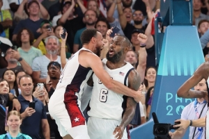 今日NBA湖人vs公牛比賽回放_今日NBA湖人vs公牛比賽回放在線觀看_免費看直播