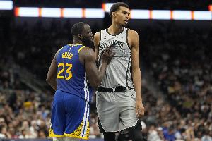極速NBA灰熊vs爵士比賽回放_(tái)極速NBA灰熊vs爵士比賽回放在線觀看_免費(fèi)看直播