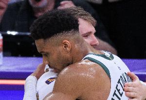 實時U17男籃世界杯喀麥隆U17vs中國U17男籃全場錄像_實時U17男籃世界杯喀麥隆U17vs中國U17男籃全場錄像在線觀看_免費看直播