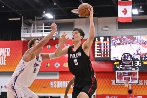火爆歐冠克拉約瓦大學vsBC麥克斯林jrs直播_火爆歐冠克拉約瓦大學vsBC麥克斯林jrs直播在線觀看_免費看直播
